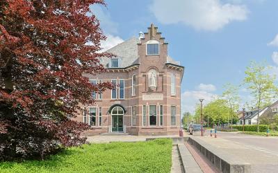 Langeraarse. 82-F