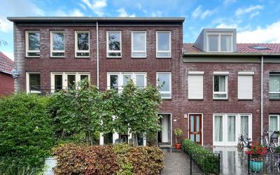 Zilvermeeuw. 172