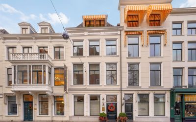 Hoge Nieuws. 32-B