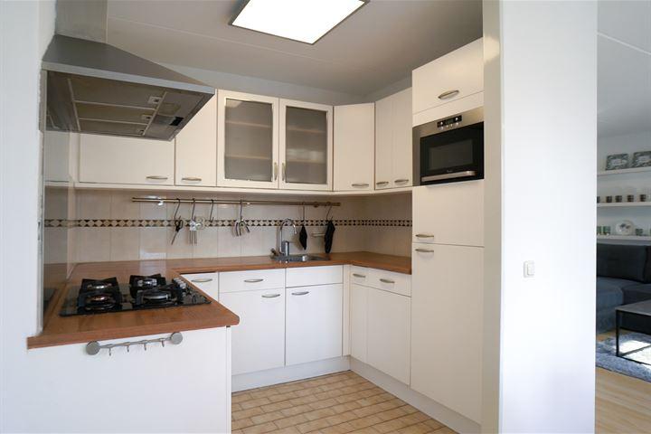 Appartement te koop: Waldeck Pyrmontkade 14, 'S-Gravenhage