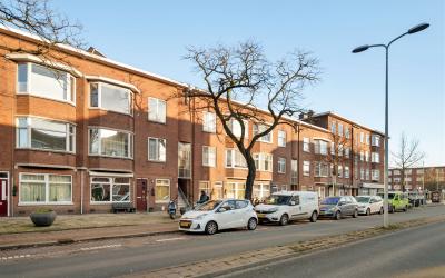 De Genestet. 102