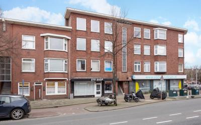 De Genestet. 132