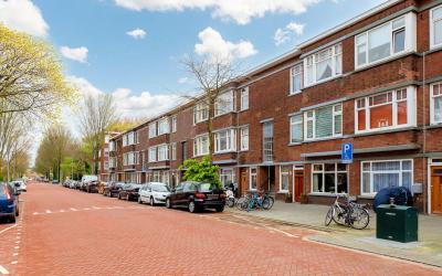 Jan van Bee. 66
