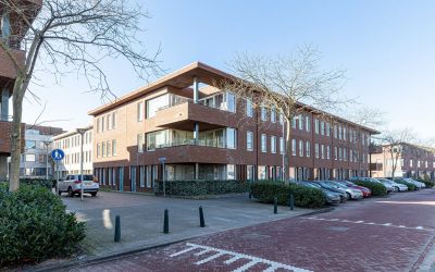 Mevrouw Dor. 1