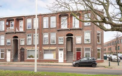De Heemstra. 242