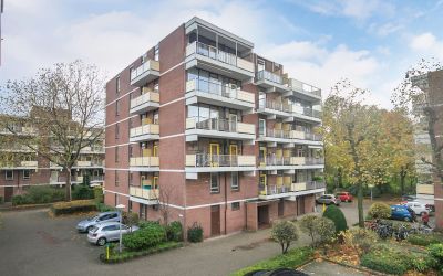 Melis Stoke. 237