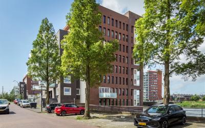 Praagsingel 8