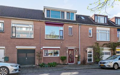 A. van der. 21