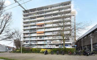 Arnold Spoe. 58