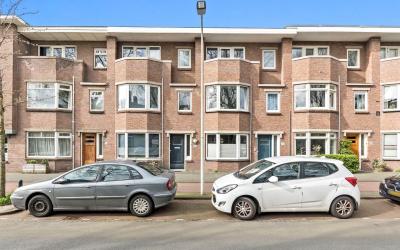 Laan van Me. 705