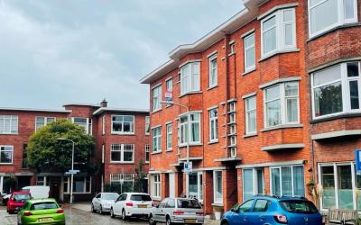 Hoenderloostraat 23