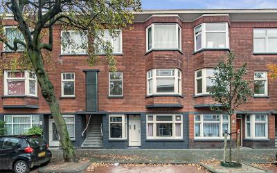 Harderwijks. 345