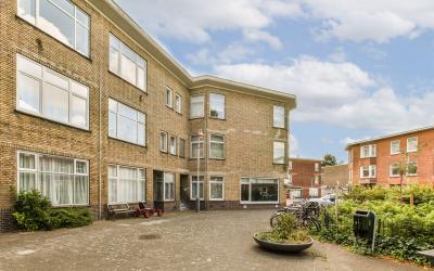 Harderwijks. 306