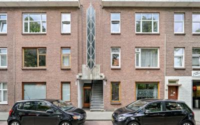 Naarderstraat 127