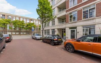 Burgemeeste. 57