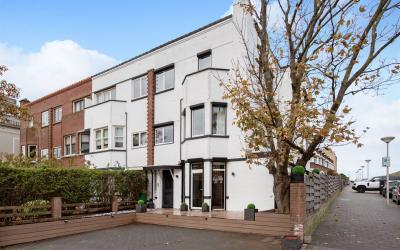 Gevers Deynootweg 28