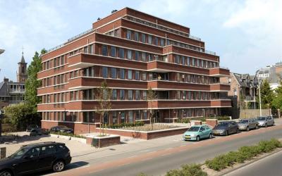Badhuisweg 11-Q