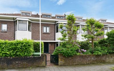 Van Hoeylaan 21