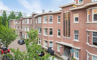 Van den Bos. 283