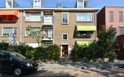 Amalia van Solmsstraat 64