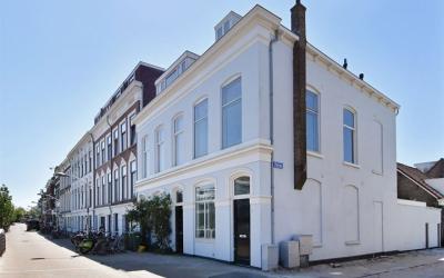 Spoorsingel 33