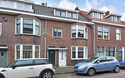 Van Bossest. 43
