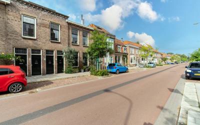 Adriaan Pau. 5