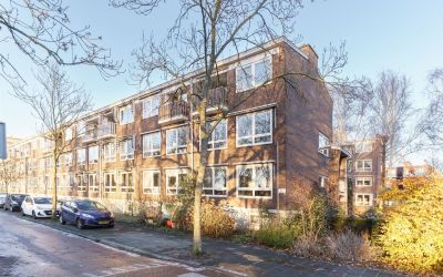 Van Blommes. 24-B