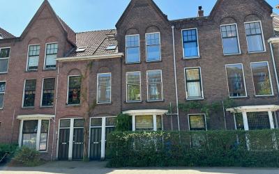 Michiel de. 15