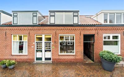 Dijkshoorns. 26