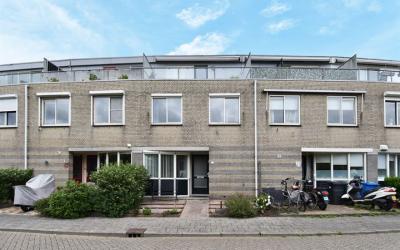 Reina Prinsen Geerligssingel 22