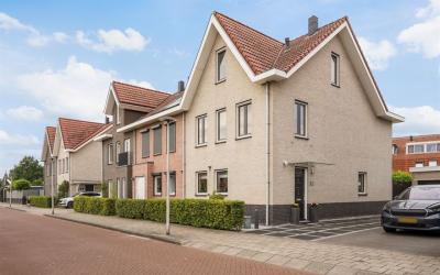 Rietsingel 22