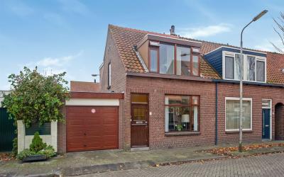 Post van de. 1
