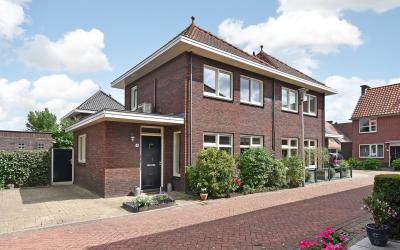 Toos Blomst. 4