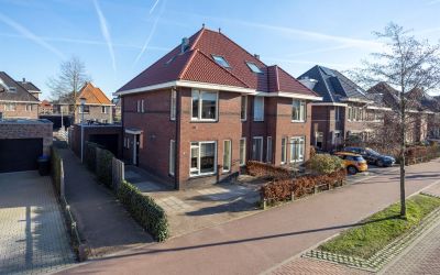 Paul van Os. 20
