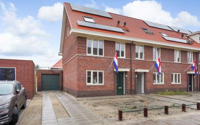 Guus Vleuge. 26