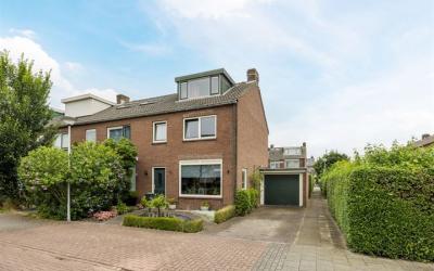 De Ruyterweg 11