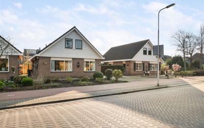 Jan van der. 5