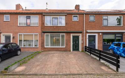 Herpert van. 10