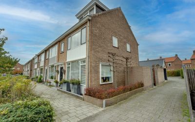 Hendrik van. 23