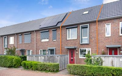 Van Innevel. 28
