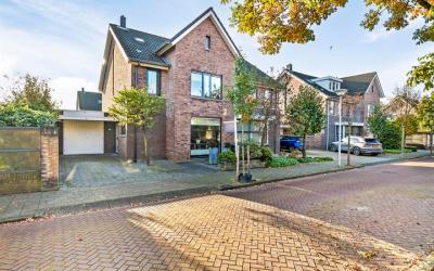 Vrouwe Van Loonstraat 12