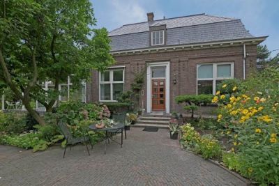 Voorstraat 11