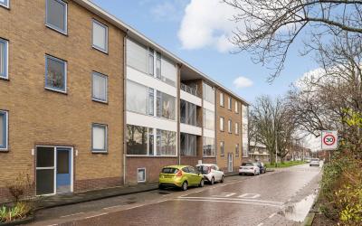 Rijnvaartweg 13
