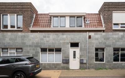 van de Kast. 5-A