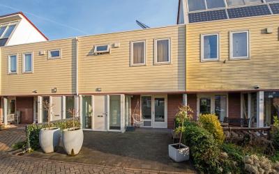 Elstarhof 14