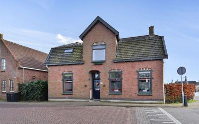 Dorpsstraat 82