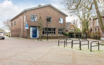 Dorpstraat 9