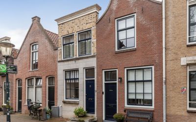 Vrouwesteeg 39
