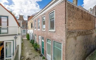 Komijnsteeg 44